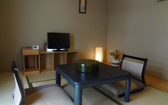Shinnishiki Hotel