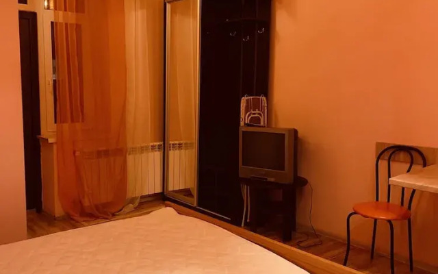Moisha Apartment Kotlyarskaya 10-28