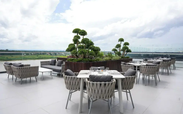One Riviera Hotel and Residences