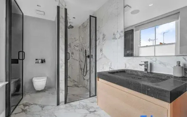 The Story Penthouse - Soho - by Frankie