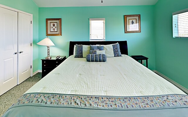 121 12Th Street - Three Bedroom Home