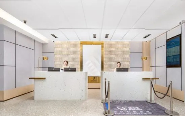Liyi Hotel (Rizhao Wanxianghui Wanpingkou Scenic Area Branch) – Lobby – Rizhao