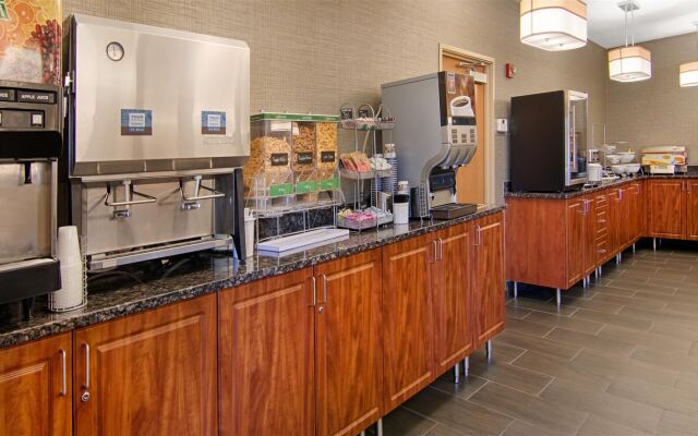 Best Western Plus Blaine at the National Sports Center