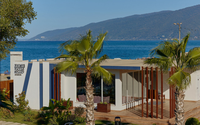 Aquamarine Family Club Hotel