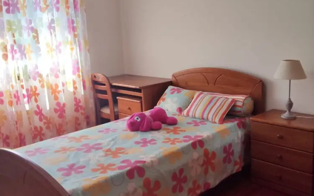 Sweet 3 Bedrooms Terrace Home Close Esposende