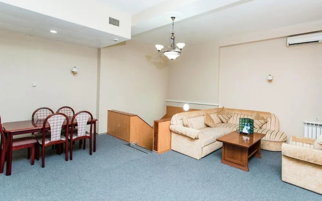 Pilot Apart Hotel