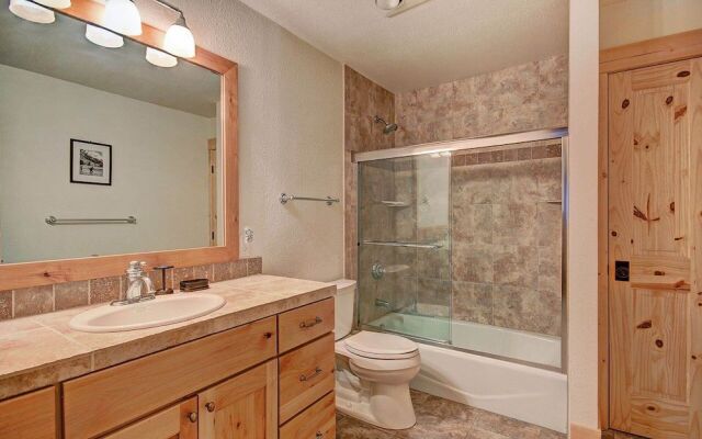 Longbranch 318 - 3 Br Condo