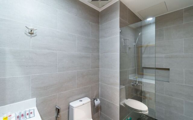 OYO 392 Nami Home Hotel