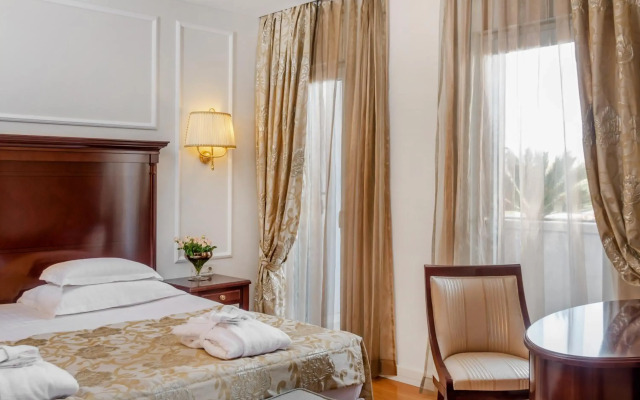 Hotel President Solin