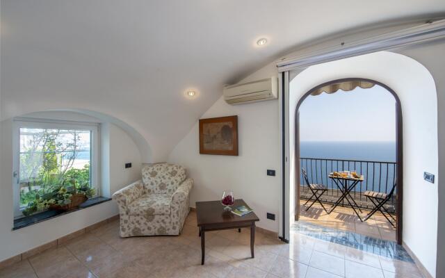 Casa Il Riccio - House With Garden and Breathtaking View