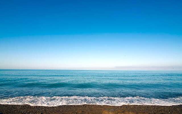 CSA Holiday House Hotel