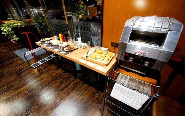 HOTEL LiVEMAX Kanazawa Ekimae