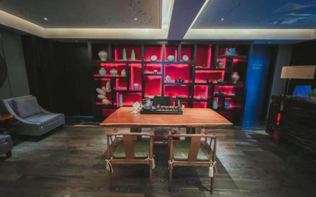 Celebrity Deyang Hotel