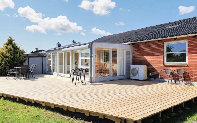 5 Person Holiday Home in Albaek