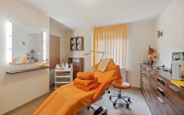 Ferienhaus am Hotel mit Gastro und Wellnes