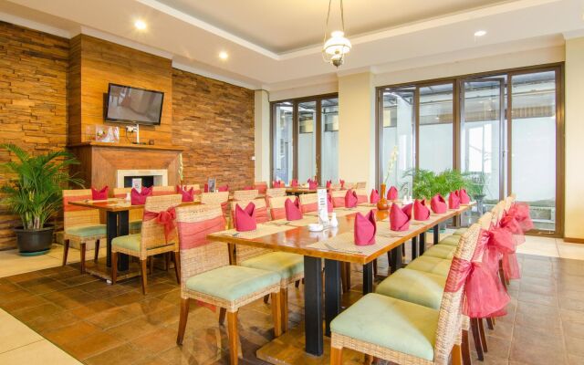 Jambuluwuk  Convention Hall & Resort Batu