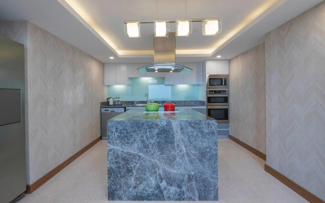 Hyatt Regency Galleria Residence Dubai