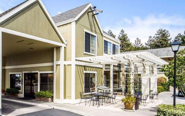 Quality Inn Petaluma - Sonoma