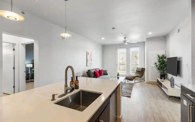 FlatZ 432 Condos By Barsala