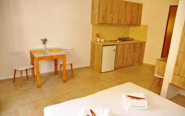 Cleopatra Apartments