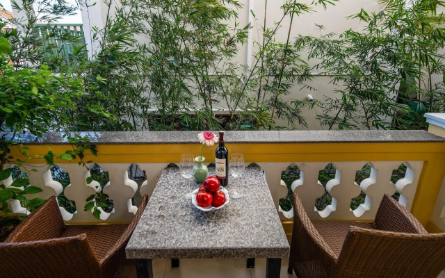 Triple Riverside Villa Hotel Hoian