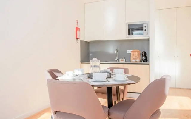 Liiiving in Porto-mouzinho Residence Apartment 3F