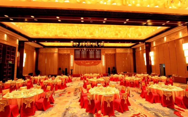 Gloria Grand Hotel – Business – Wuxi