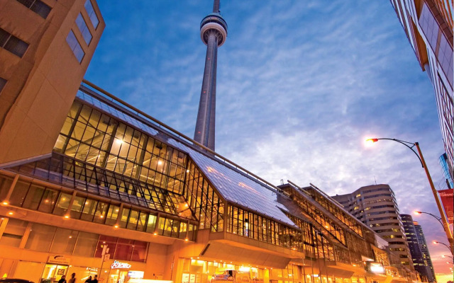Velvet Stays – CN Tower and Convention Center