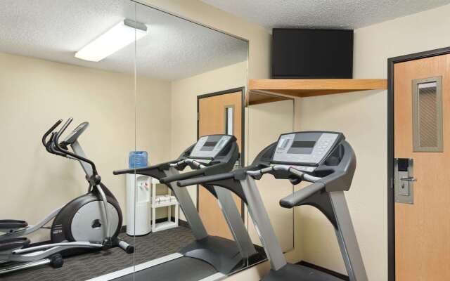 AmericInn by Wyndham Detroit Lakes