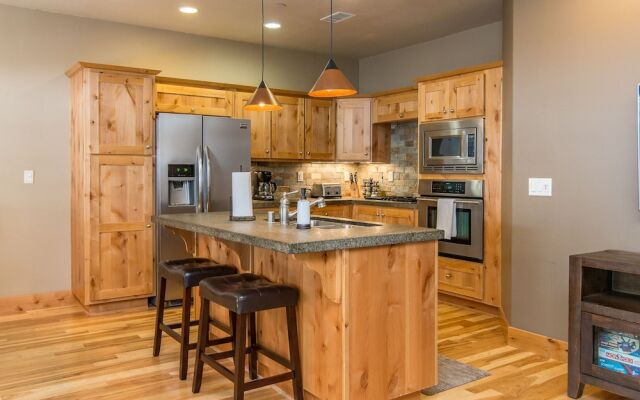 Walk Friendly Truckee House by RedAwning