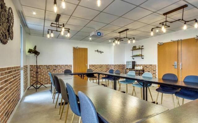 Отель Novotel Paris Est Centre De Conference