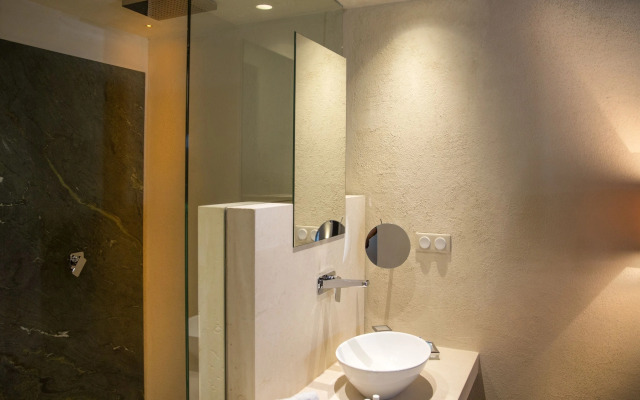 Allegory Boutique Hotel