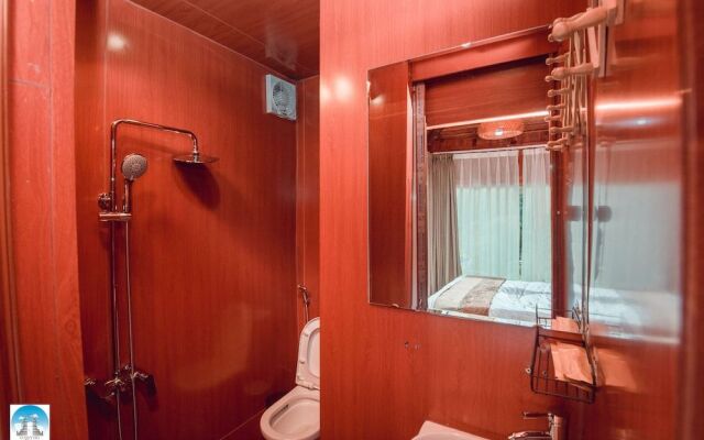 Heaven Gate Hotel O Quy Ho
