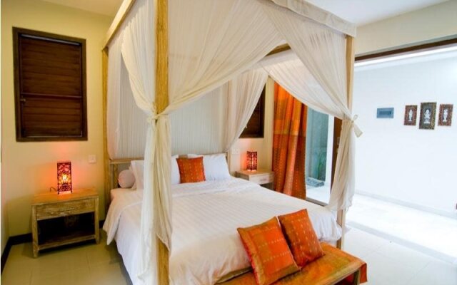Villa Warna Warni
