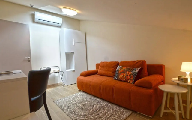 Tranquil Getaway With Shared Pool in Bale