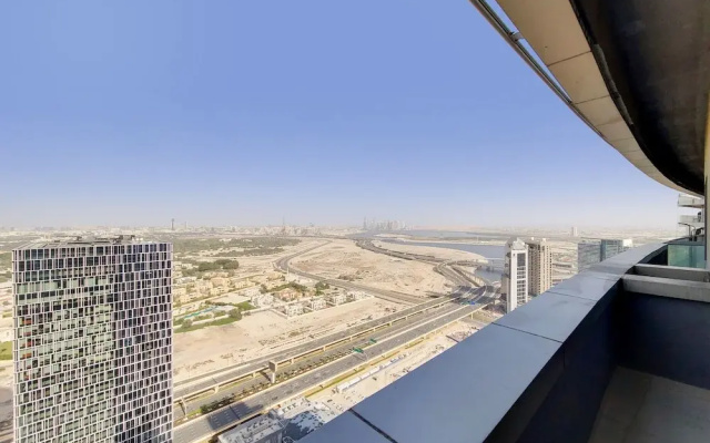 GreenFuture - Super Chic Condo With Incredible Cityscape Views