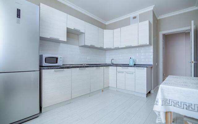 Apartments on 10B Sauran Street