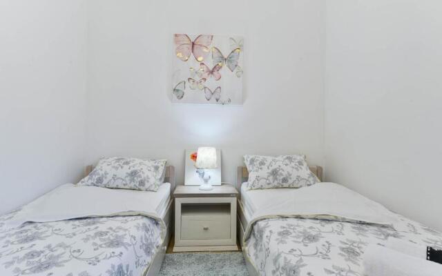 Apartments Crno