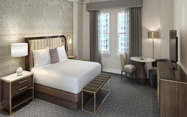 Fairmont Hotel Macdonald