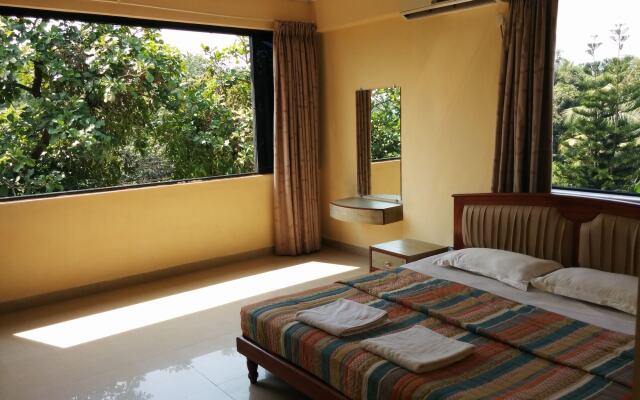 Goan Clove Apartment Hotel