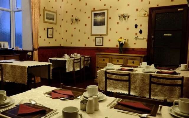 Thorncliffe Hotel