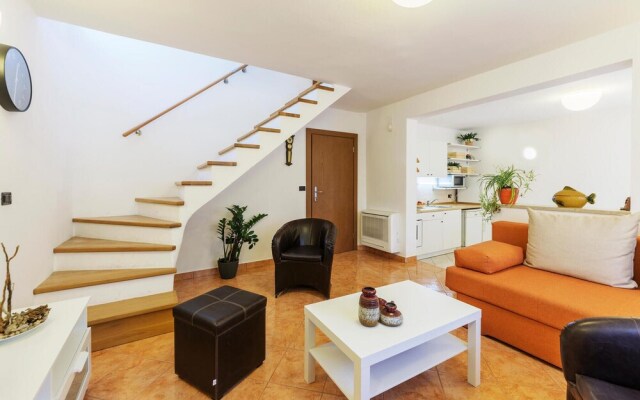 Nice Home in Pula With Wifi and 2 Bedrooms