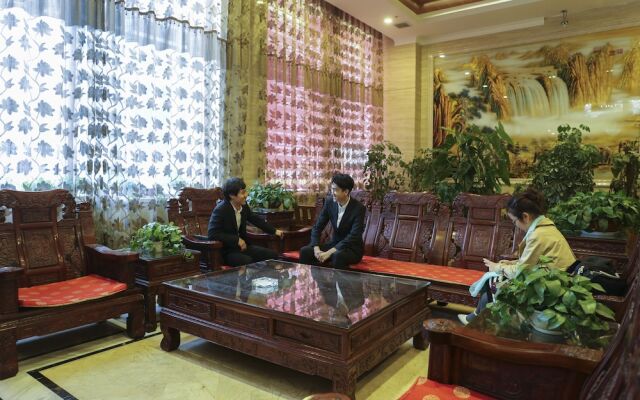 Ningxia Liupanshan Juhong Hotel