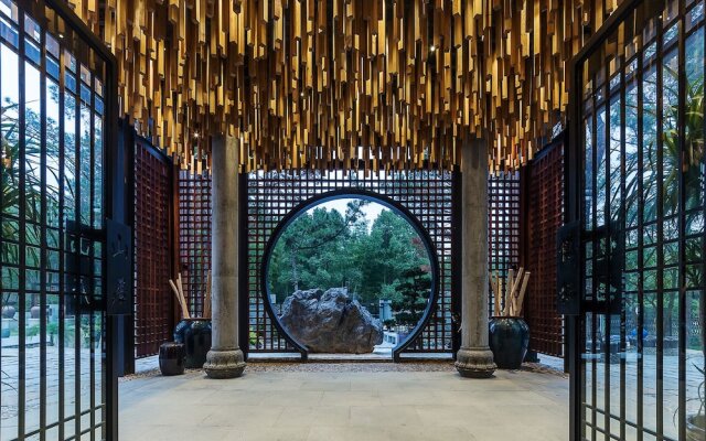 Yue Xi Shan Ju Resort