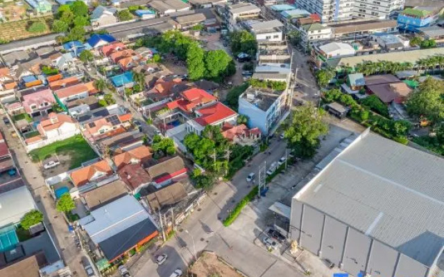 T M L-Urban 4 Bedroom-Independent Swimming Pool and Ktv