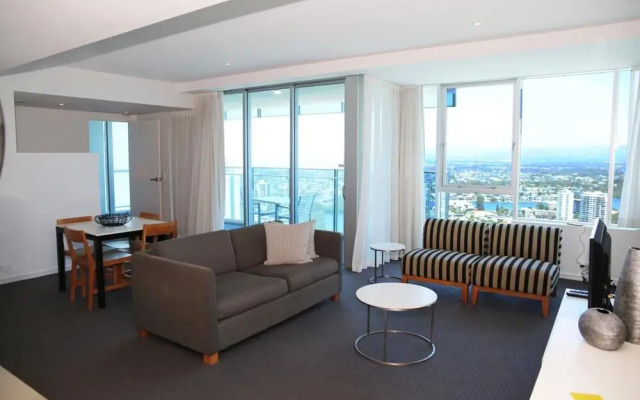 Pelicanstay Surfer Paradise Condo Hotel