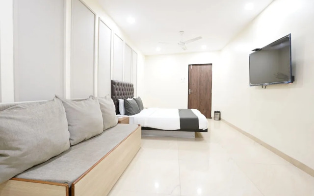 U Life Hotel