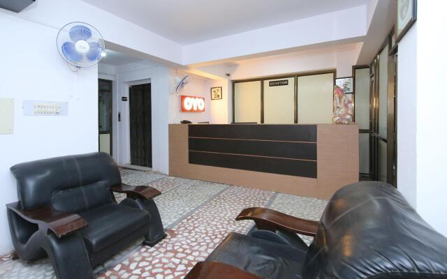 OYO 15094 Sukooon City View