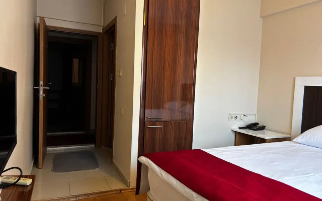Demirci Otel