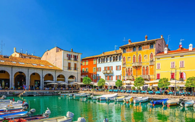 Adagio Apartment Pool Terrace Lake Garda